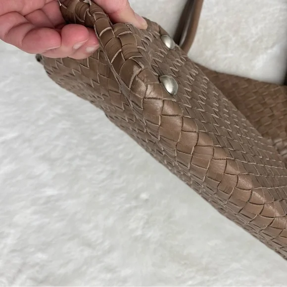 Helen Kaminski Australia Taupe Color 100% Leather Large Tote - Picture 14 of 15